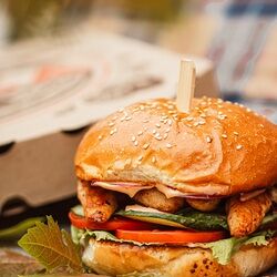 Бургер с курицей 