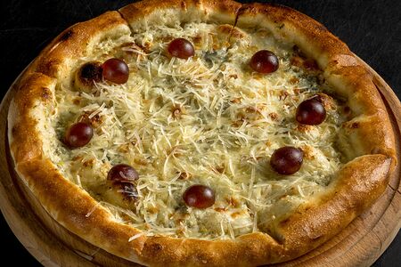 Сырная пицца