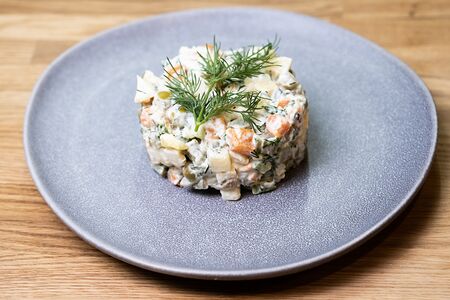 Салат Оливье с курицей