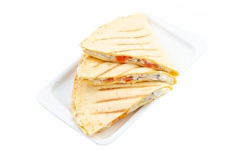 Кесадилья с курицей и томатами