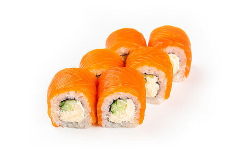 Филадельфия с лососем и соусом Том ям