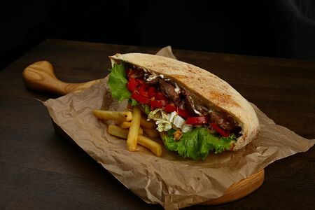 Лафач с ростбифом