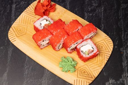 Калифорния с лососем