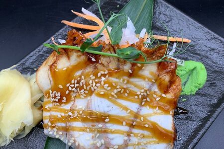 Сашими с угрем