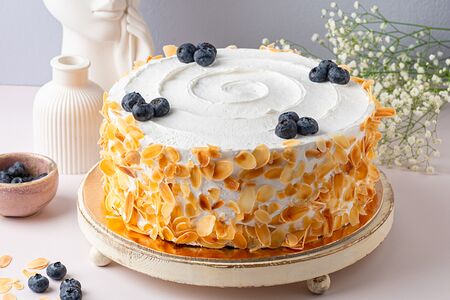 Молочная девочка