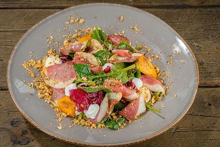 Салат из копченой утки