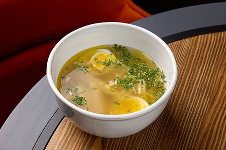 Куриный суп с лапшой