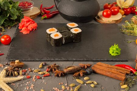 Классический с лососем