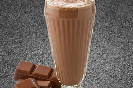 Коктейль молочный шоколадный