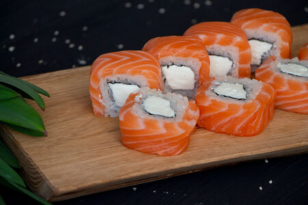 Ролл Филадельфия премиум