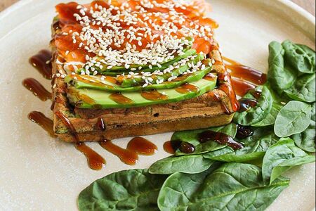 Вафля с лососем