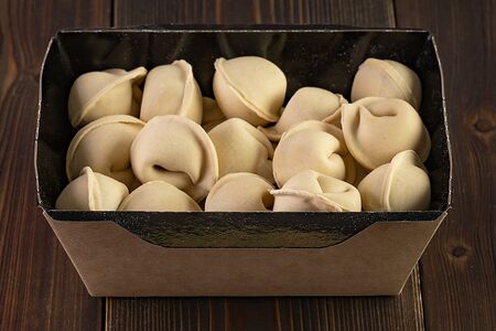 Пельмени домашние, говядина и свинина, полуфабрикат