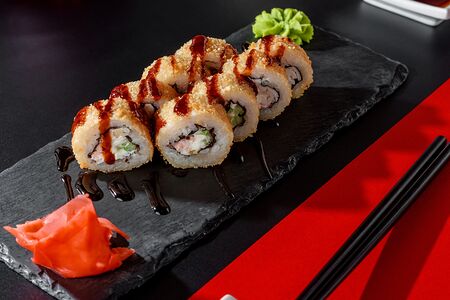 Ролл жареный с овощами