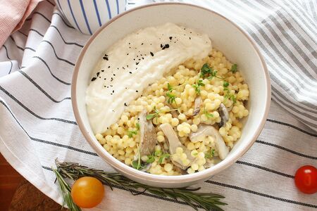 Сливочный птитим с грибами и муссом из пармезана