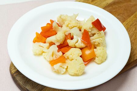 Цветная капуста с болгарским перцем