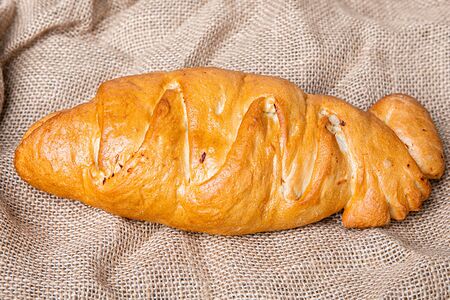 Кулебяка с рыбой и рисом