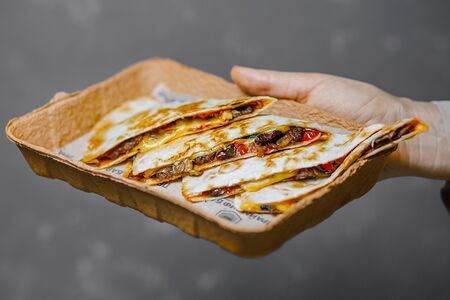 Кесадилья с мраморной говядиной