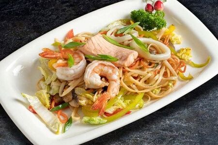 Яки-удон Лапша с морепродуктами