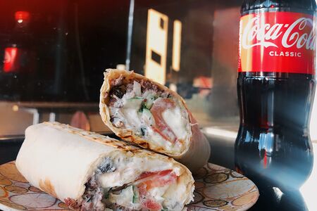 Шаурма со свининой средняя