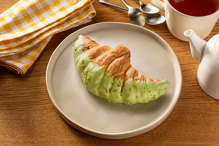 Круассан фисташковый