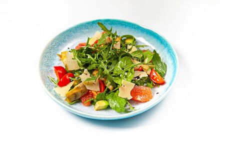 Салат с артишоками и грейпфрутом