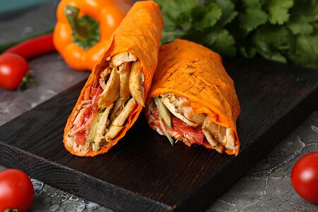 Шаурма в сырном лаваше