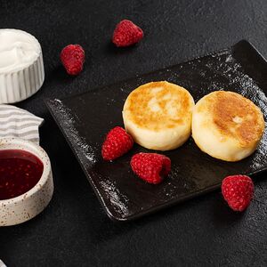 Ванильные сырники Сметана-малина