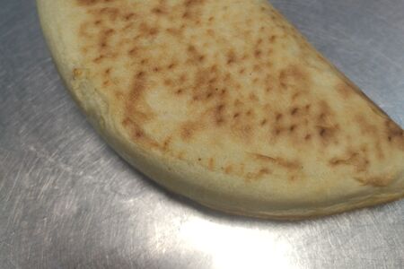 Закрытая пицца Курица