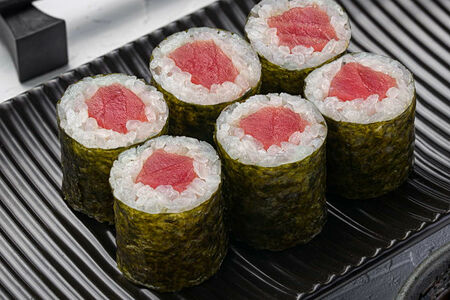 Мини ролл с тунцом 6 шт