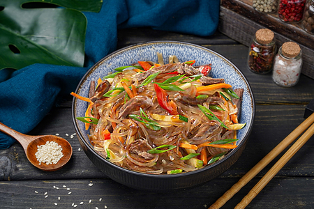 Харусаме с говядиной в соусе терияке