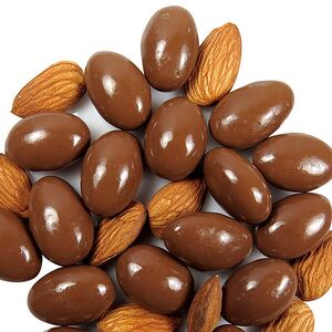 Миндаль в молочном шоколаде