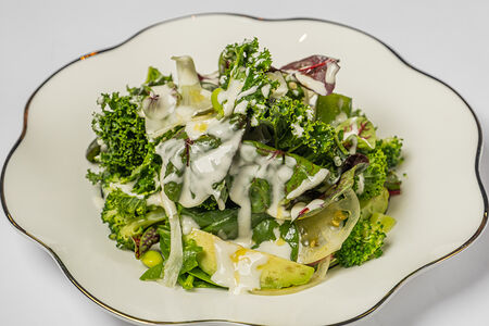 Зеленый салат