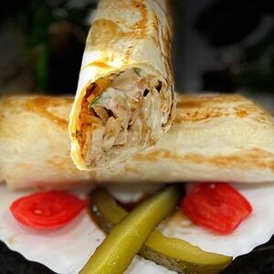 Шаверма в лаваше с сыром