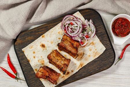 Шашлык из свиных ребрышек