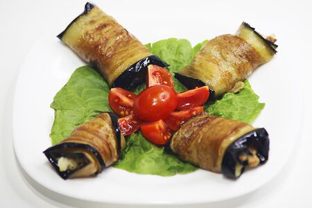 Рулетики из баклажанов