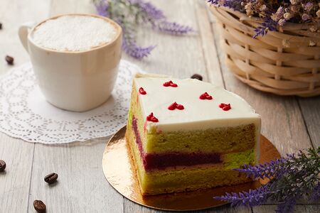 Вегетарианский бенто-торт Фисташка-малина