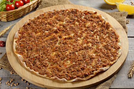 Ламаджо с говядиной