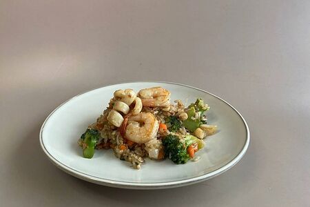 Теппаньяки рис с морепродуктами