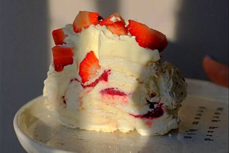 Меренговый рулет