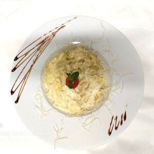 Паста Карбонара в сливочном соусе с телятиной