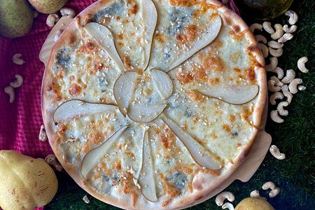 Груша и горгонзола 