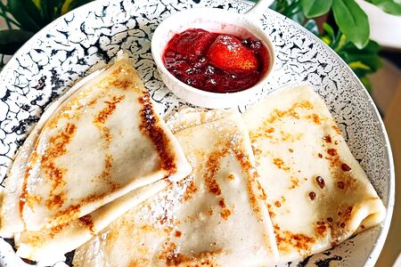 Блины с ягодами