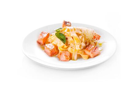 Феттуччине с лососем