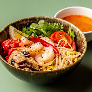 Поке Том ям