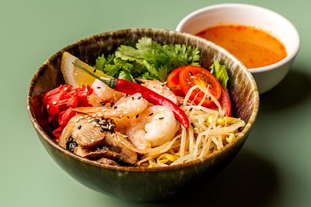 Поке том ям