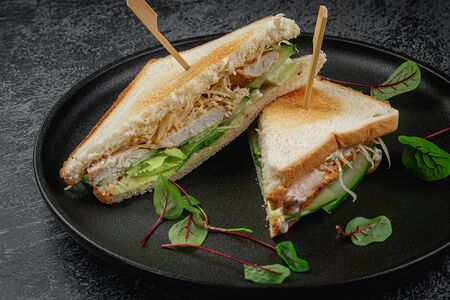 Сэндвич с курицей