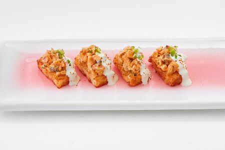 Хрустящий рис с угрем