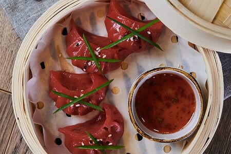 Димсам с мраморной говядиной