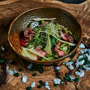 Салат с ростбифом