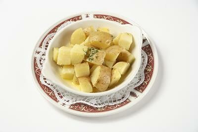 Картофель отварной с маслом